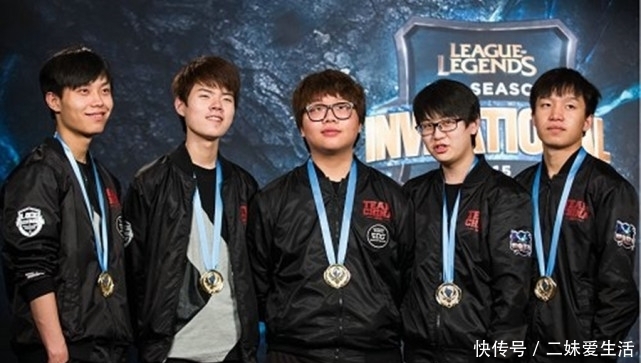 多次与队友 多次与队友